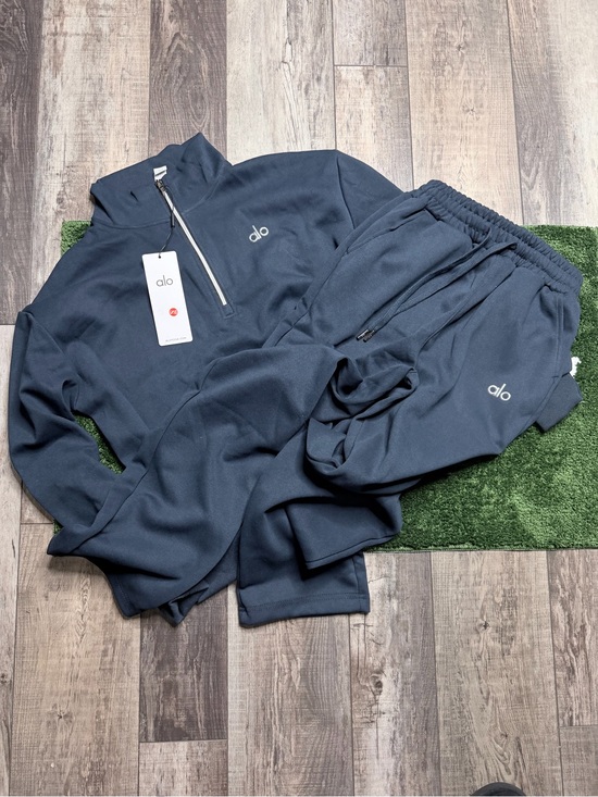 ALO Yoga Other - ALO Yoga Men's Navy Half-Zip Pullover Sweater